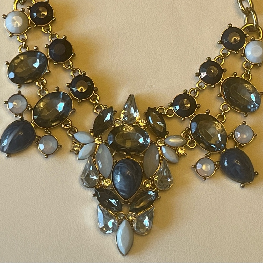 Ann Taylor Loft Statement Necklace - NWT - Picture 2 of 7